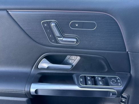 Certified 2026 Mercedes-Benz GLB 250 4MATIC image 11