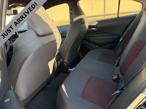 Used 2025 Toyota Corolla SE image 9
