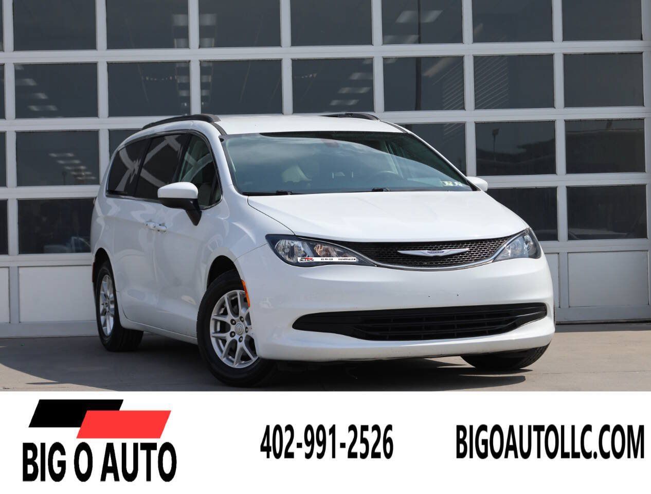 Used 2020 Chrysler Voyager Lxi FWD image 1