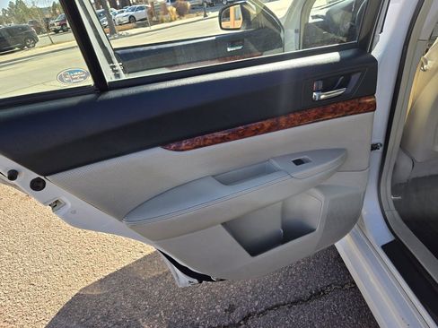 Used 2011 Subaru Legacy 3.6R Limited w/ Appearance Package 1H image 19