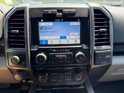 Used 2018 Ford F150 XLT w/ Equipment Group 302A Luxury AWD/4WD image 12