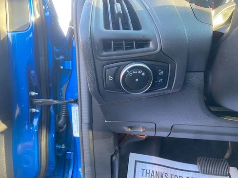 Used 2018 Ford Focus SE image 14