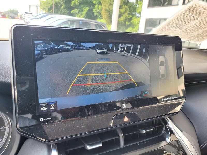 Used 2022 Toyota Venza Limited AWD/4WD image 11