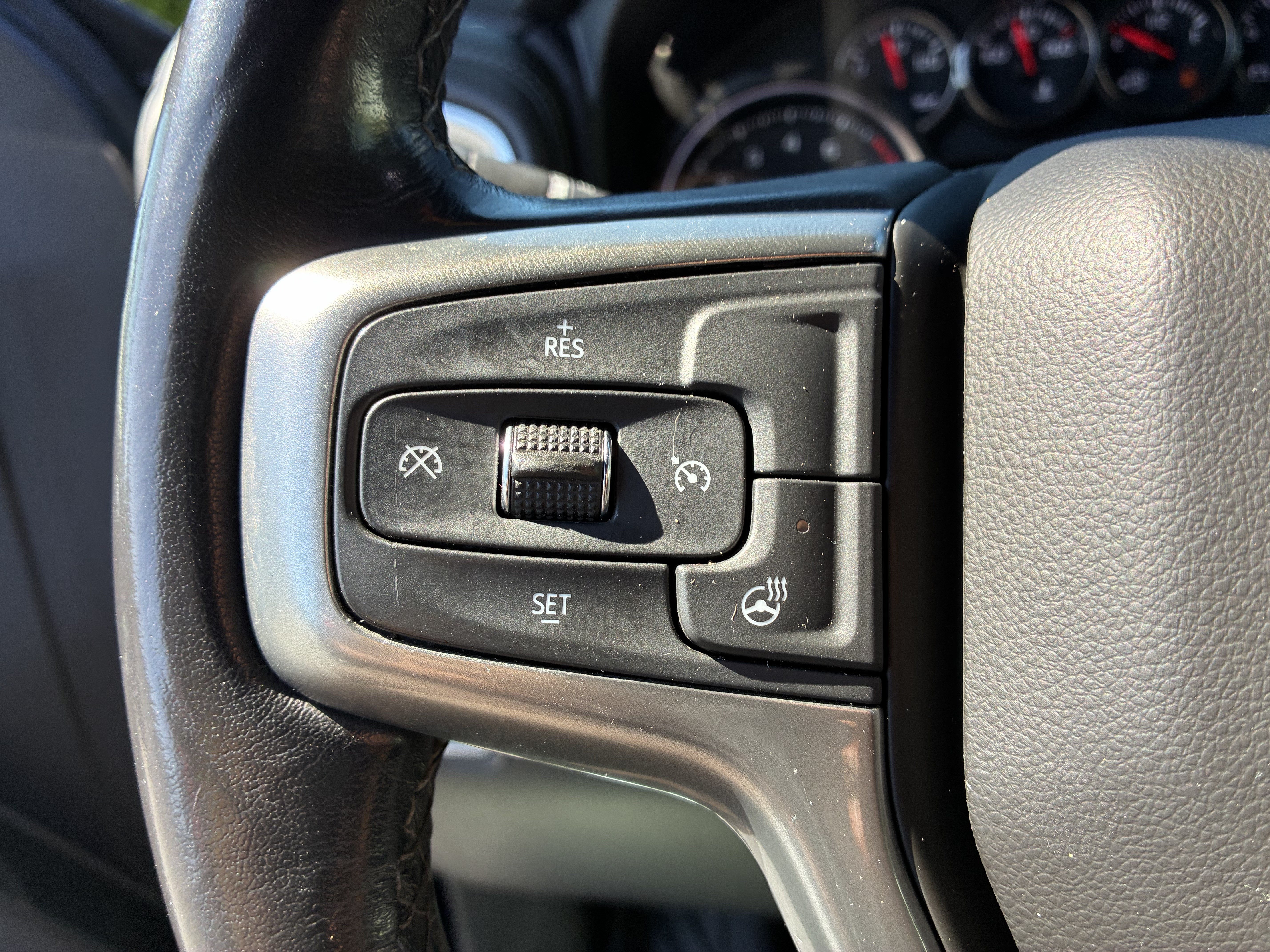 Used 2021 Chevrolet Silverado 1500 RST w/ LPO, Blackout Package AWD/4WD image 30