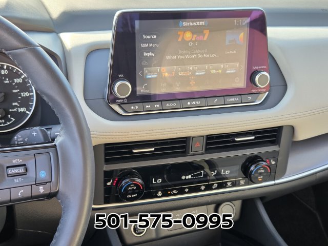 Used 2023 Nissan Rogue SV w/ SV Premium B Package FWD image 24