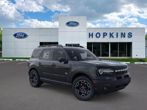 New 2025 Ford Bronco Sport Outer Banks w/ Outer Banks Tech Package+ AWD/4WD image 37