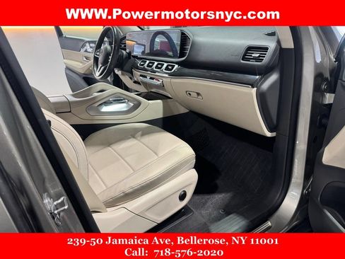 Used 2020 Mercedes-Benz GLE 350 w/ 3rd Row Seat Package image 22