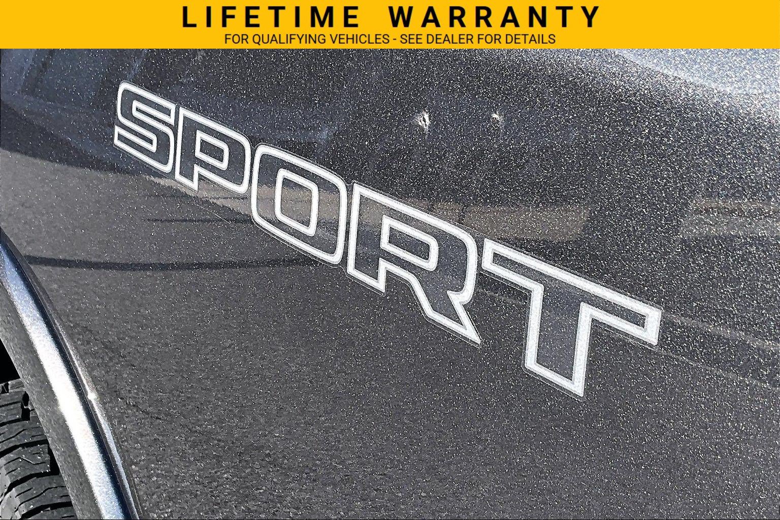 Used 2021 RAM 1500 Laramie w/ Sport Appearance Package AWD/4WD image 8