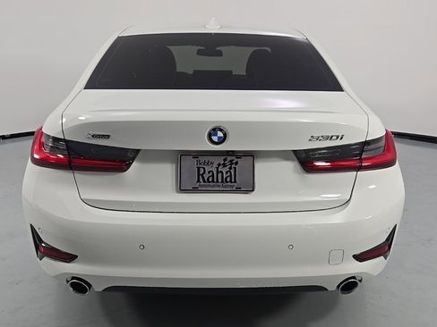 Used 2020 BMW 330i xDrive Sedan w/ Convenience Package image 6