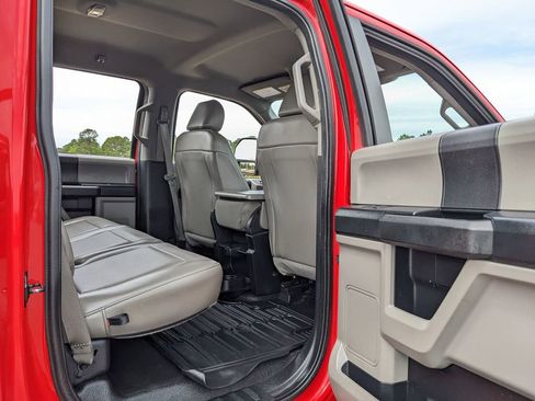 Used 2019 Ford F250 XL w/ STX Appearance Package image 40