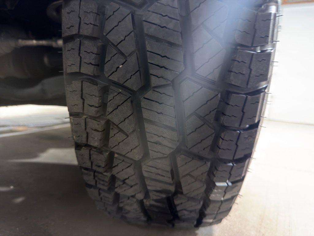 Used 2022 Nissan Frontier SV AWD/4WD image 23