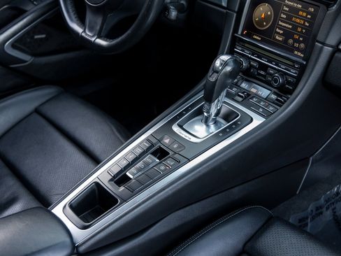 Certified 2014 Porsche 911 Carrera 4S image 45