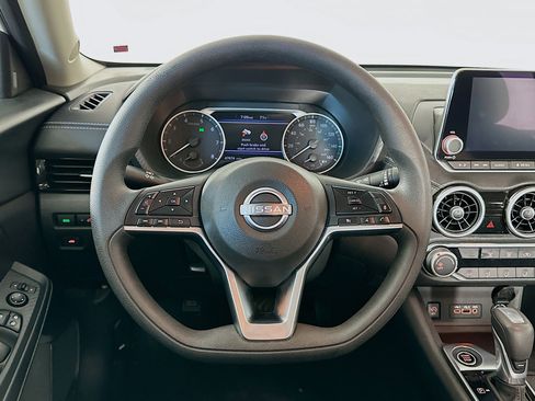 Used 2024 Nissan Sentra SV image 17