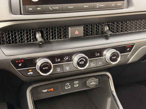 Certified 2024 Honda CR-V EX image 23