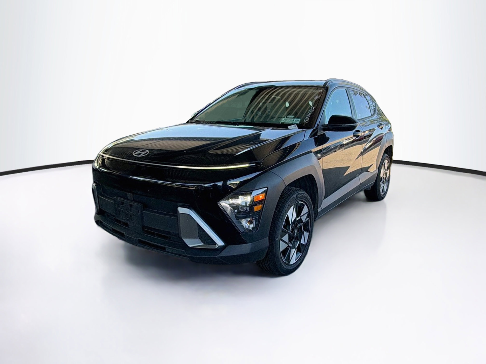 Used 2025 Hyundai Kona SEL AWD/4WD image 3