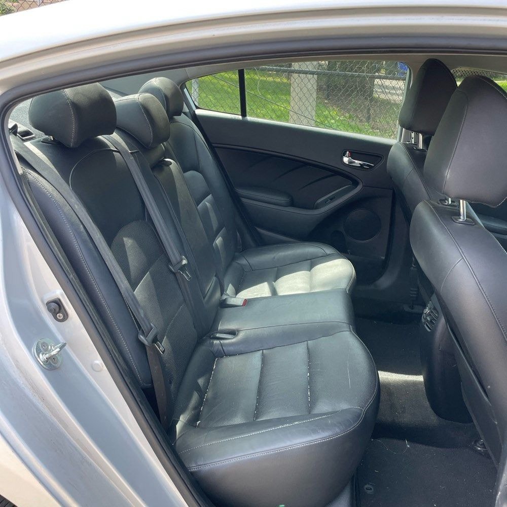Used 2017 Kia Forte EX FWD image 11