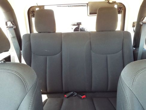 Used 2014 Jeep Wrangler Sport image 25