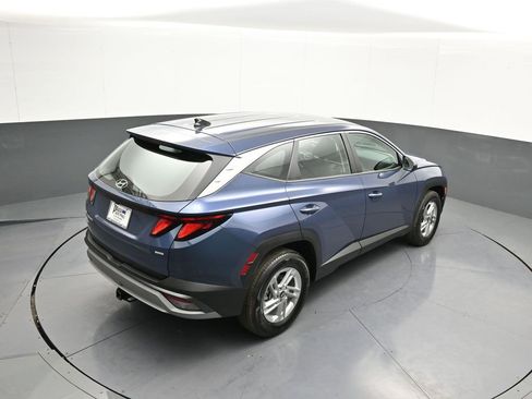 Certified 2025 Hyundai Tucson SE image 37
