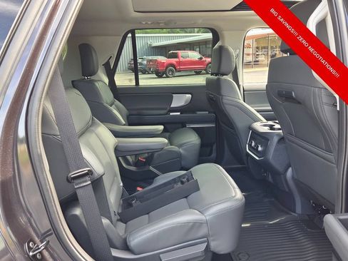 New 2026 Ford Expedition Active RWD image 14