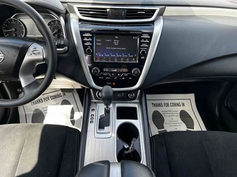 Used 2018 Nissan Murano S image 24