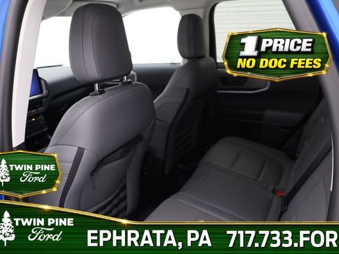 Used 2025 Ford Bronco Sport Badlands AWD/4WD image 12