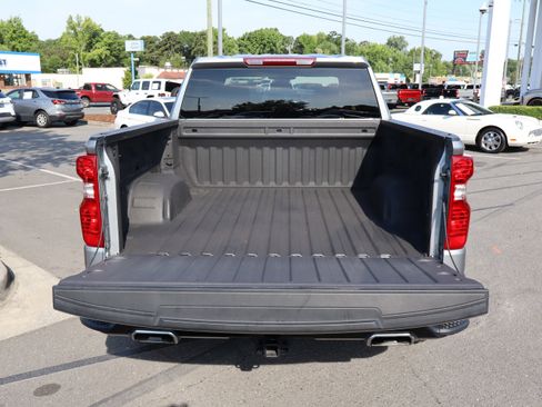 Used 2025 Chevrolet Silverado 1500 Custom Trail Boss AWD/4WD image 13