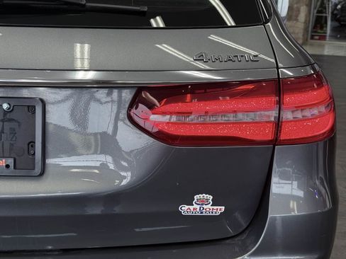 Used 2018 Mercedes-Benz E 400 4MATIC Wagon image 16