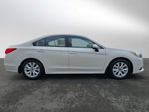 Used 2015 Subaru Legacy 2.5i Premium image 2