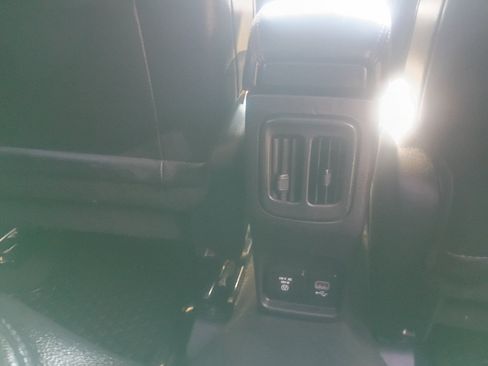 Used 2020 Jeep Compass Trailhawk AWD/4WD image 9
