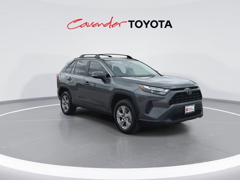 Used 2025 Toyota RAV4 XLE FWD image 2