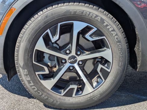 Used 2023 Kia Sportage EX image 30