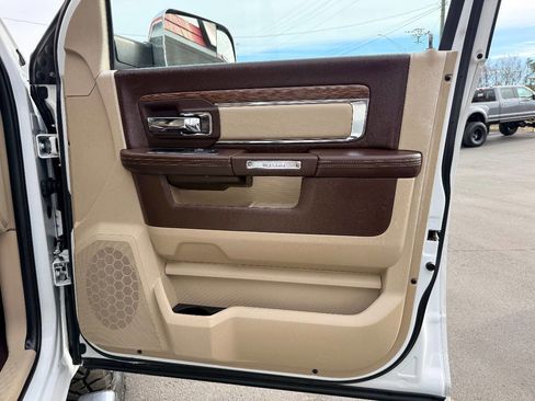 Used 2018 RAM 2500 Laramie w/ Convenience Group image 39