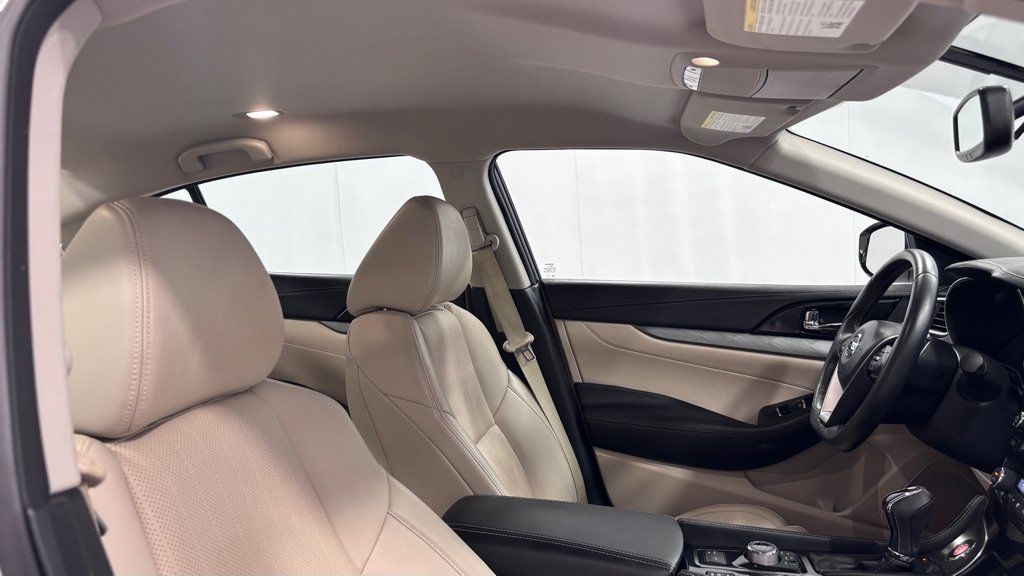Used 2018 Nissan Maxima 3.5 SV FWD image 19