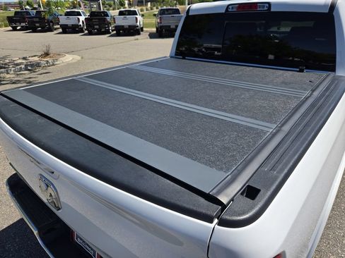 Used 2022 RAM 1500 Limited AWD/4WD image 9