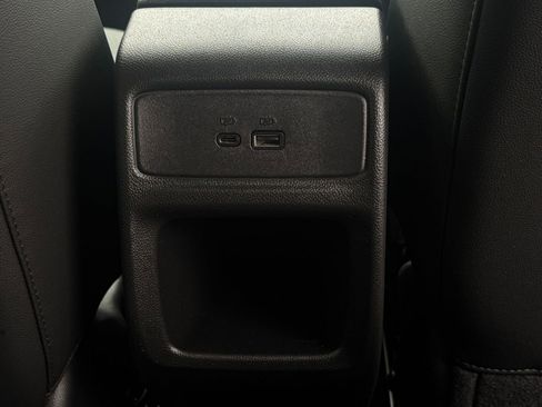 Used 2025 Chevrolet Trax LT w/ LT Convenience Package image 22