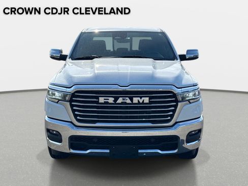 Used 2025 RAM 1500 Laramie AWD/4WD image 10