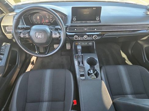 Used 2025 Honda Civic Sport image 11