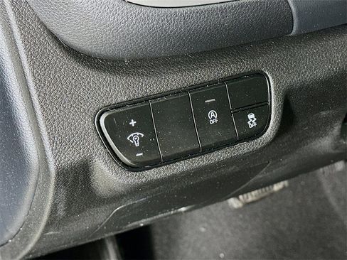 Certified 2024 Kia Seltos EX image 22