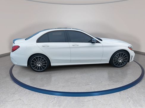 Used 2019 Mercedes-Benz C 300 4MATIC Sedan image 4