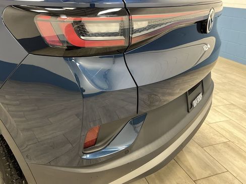 Used 2023 Volkswagen ID.4 Pro S Plus image 35