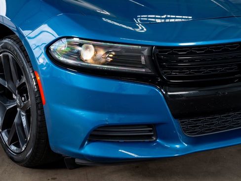 Used 2022 Dodge Charger SXT w/ Blacktop Package RWD image 7