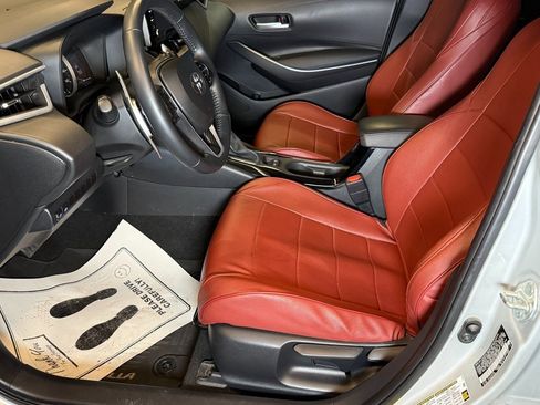 Used 2020 Toyota Corolla SE image 19