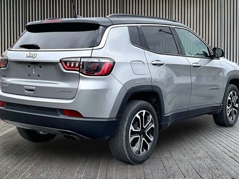 Used 2022 Jeep Compass Limited image 12