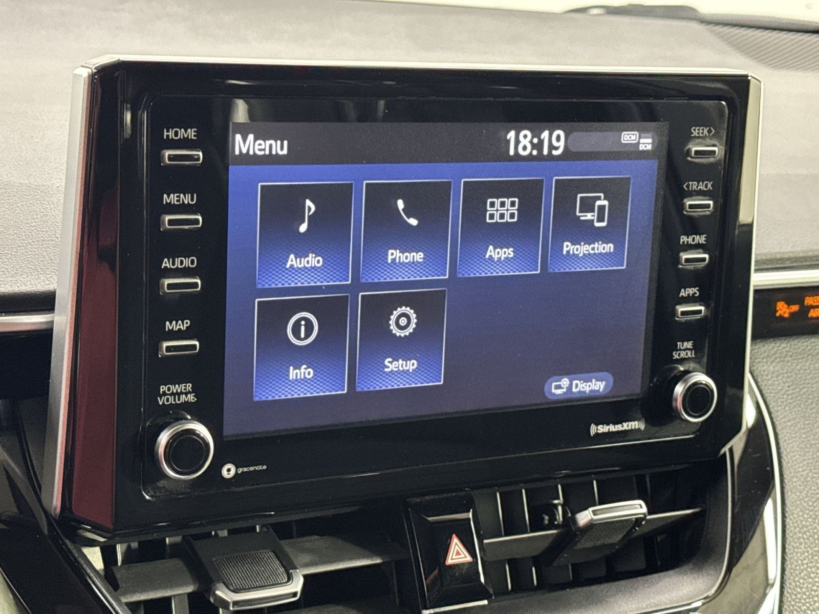 Used 2021 Toyota Corolla SE FWD image 29