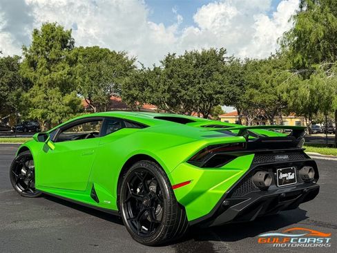 Used 2024 Lamborghini Huracan Tecnica RWD image 44