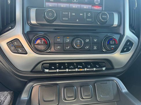 Used 2015 GMC Sierra 2500 SLT AWD/4WD image 25