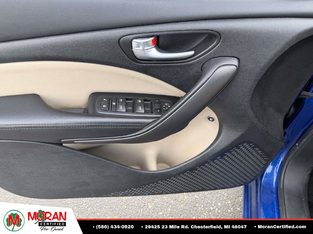 Used 2013 Dodge Dart Limited w/ Premium Group FWD image 12