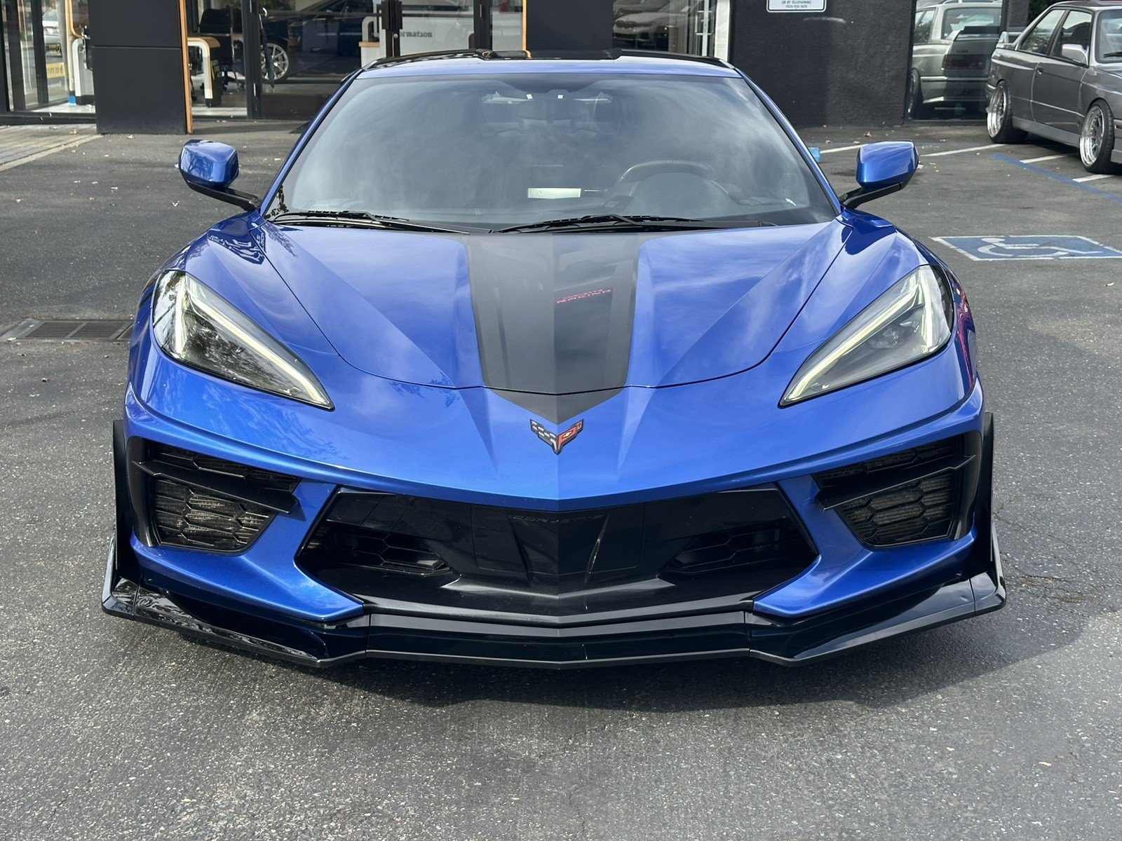Used 2023 Chevrolet Corvette Stingray Coupe w/ Z51 Performance Package RWD image 5