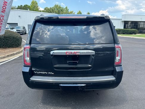 Used 2016 GMC Yukon XL Denali w/ Open Road Package AWD/4WD image 6