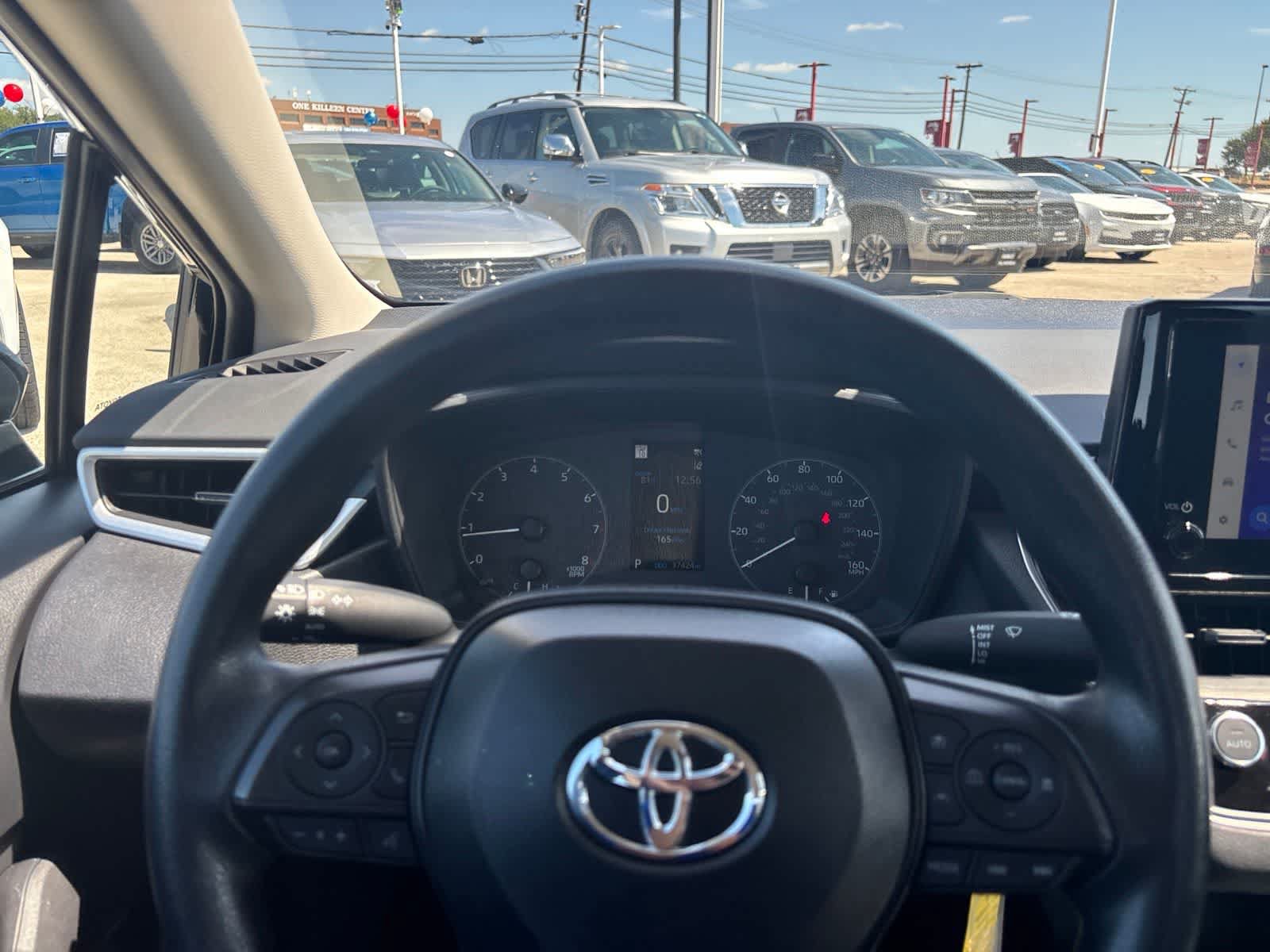 Used 2025 Toyota Corolla LE FWD image 21